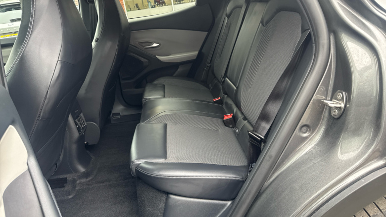 Ford Explorer 210kW Select 77kWh 5dr Auto Electric Estate